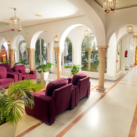 Hotel Alboran