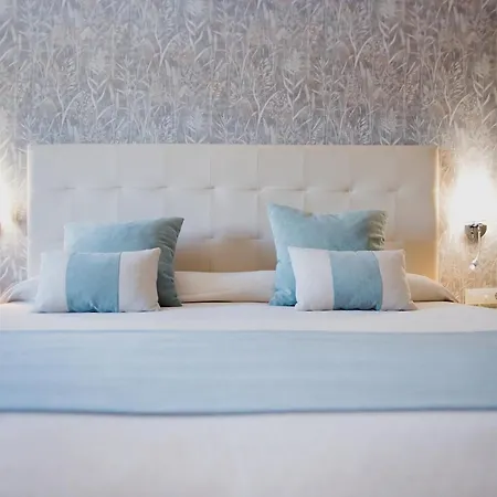 Alboran Hotel 4*