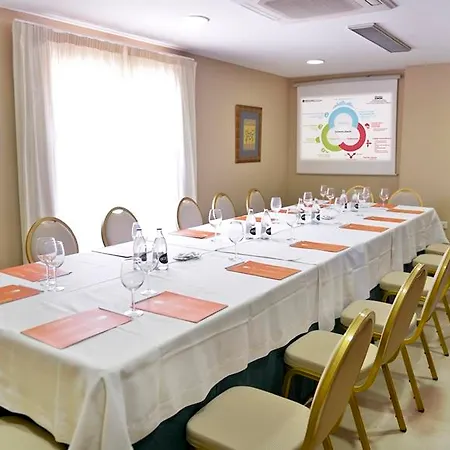 Hotel Alboran 4*
