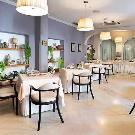 Alboran Hotel