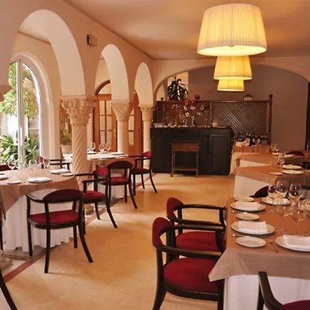 Alboran Hotel 4*