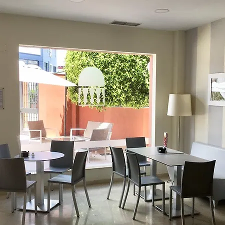Hotel Alborán 4*
